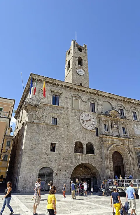 Palazzo dei Capitani del Popolo in Ascoli