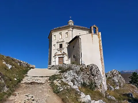 The church of Santa Maria della Pietà at Calascio