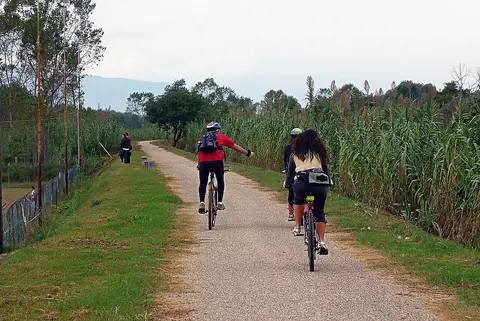 La ciclabile lungo il fiume Tronto